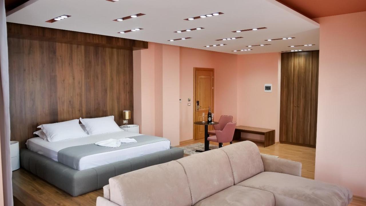Elite Hotel Pogradec Szoba fotó