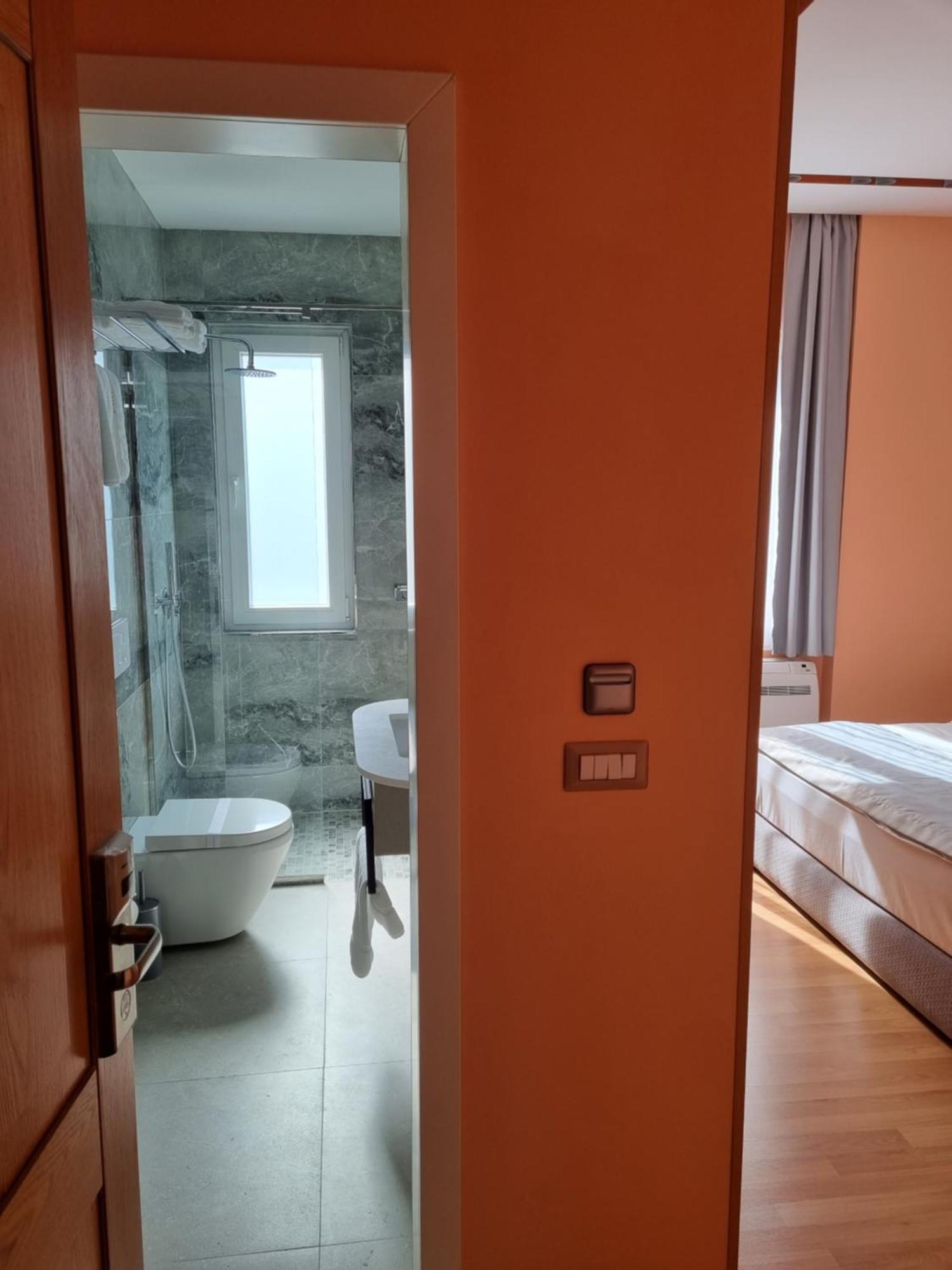 Elite Hotel Pogradec Szoba fotó