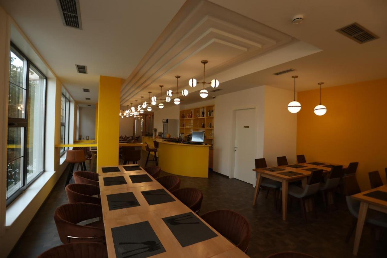Elite Hotel Pogradec Kültér fotó