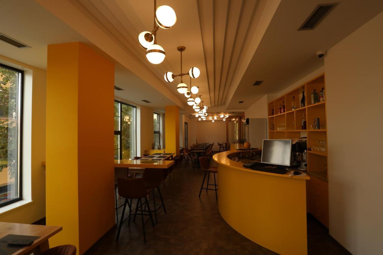 Elite Hotel Pogradec Kültér fotó