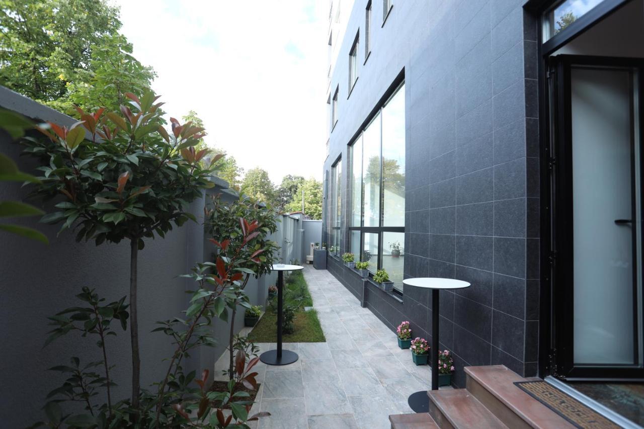 Elite Hotel Pogradec Kültér fotó