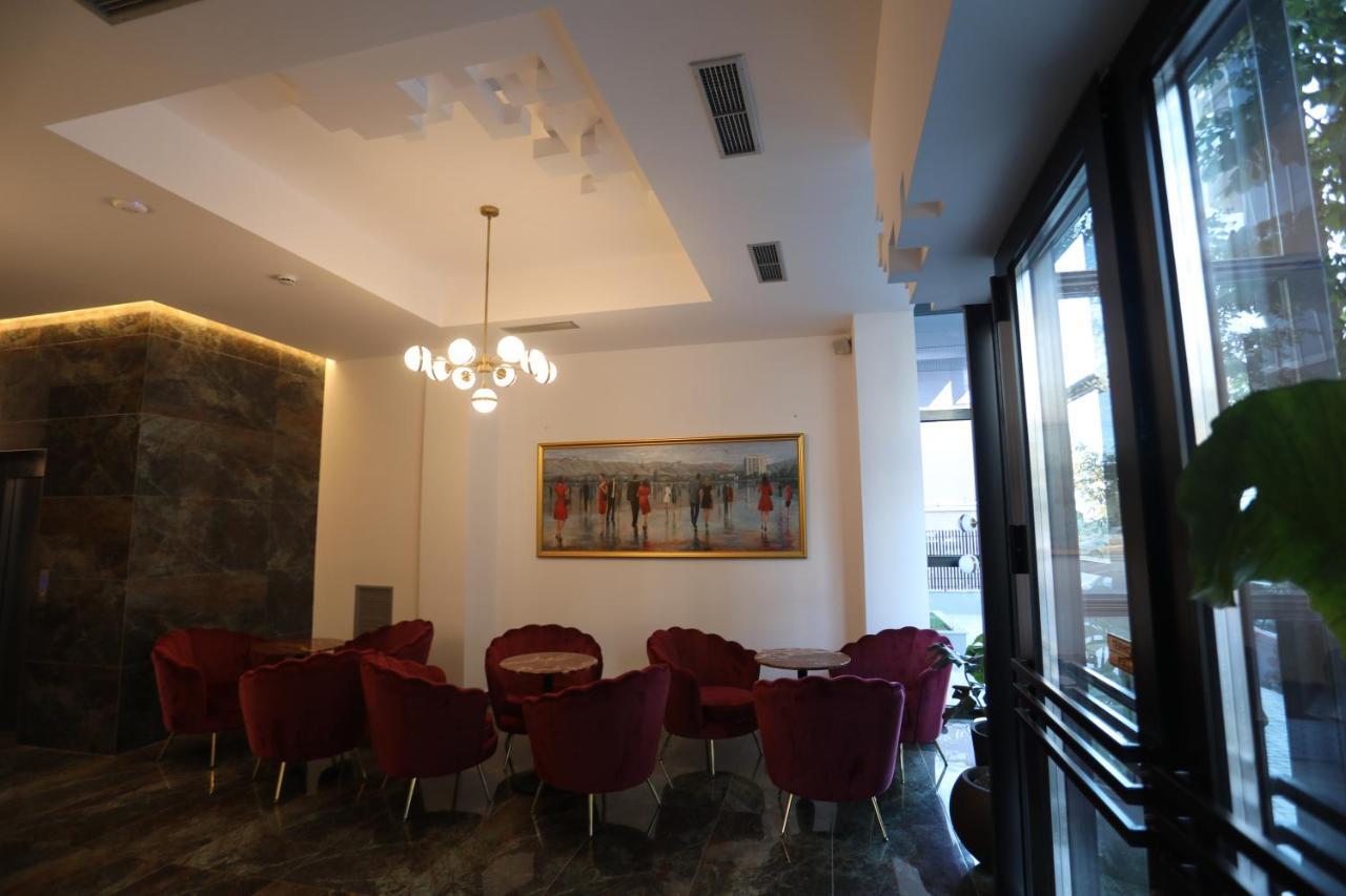Elite Hotel Pogradec Kültér fotó