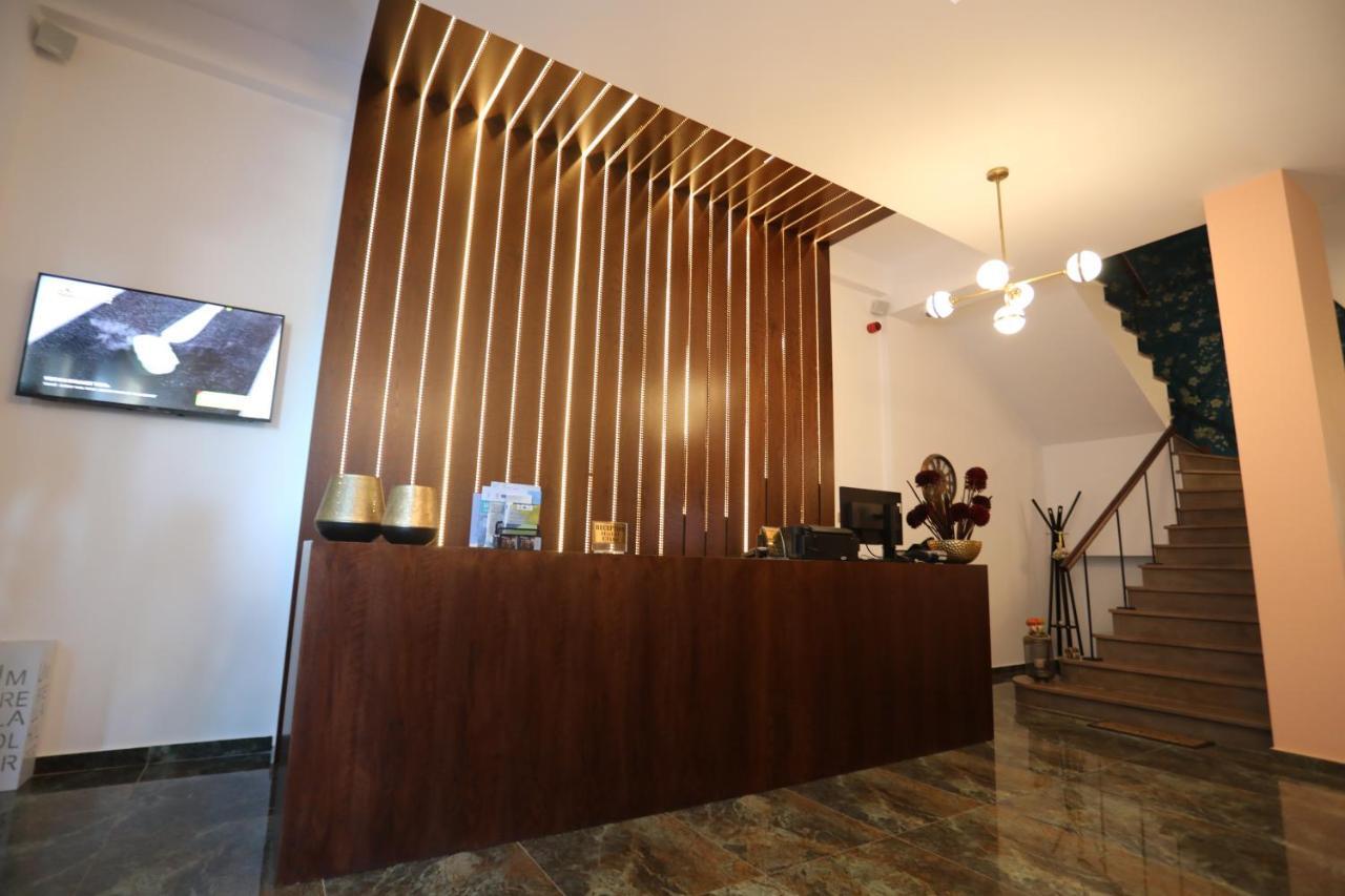 Elite Hotel Pogradec Kültér fotó